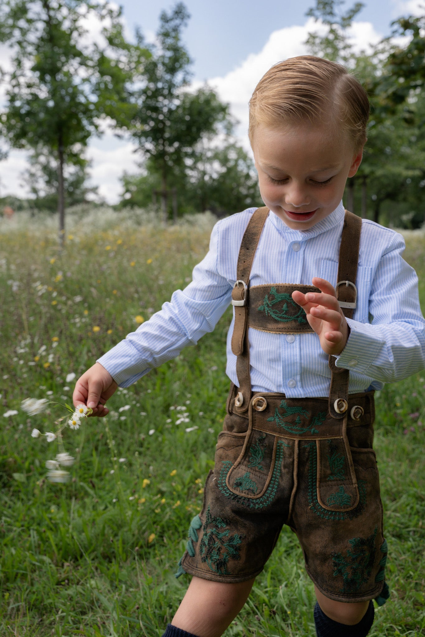 KINDER- TRACHTENHEMD SLIMFIT MÜNCHENER STREIFEN HELLBLAU
