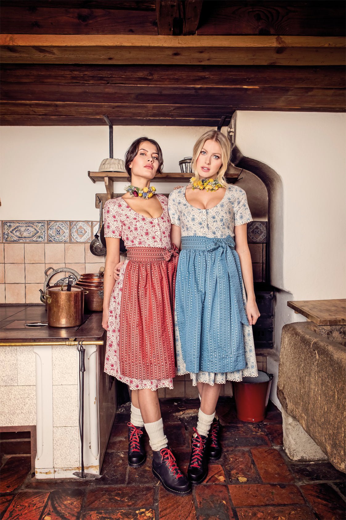 BAUMWOLL - TRADITIONSDIRNDL ROT - JAN&INA Trachten