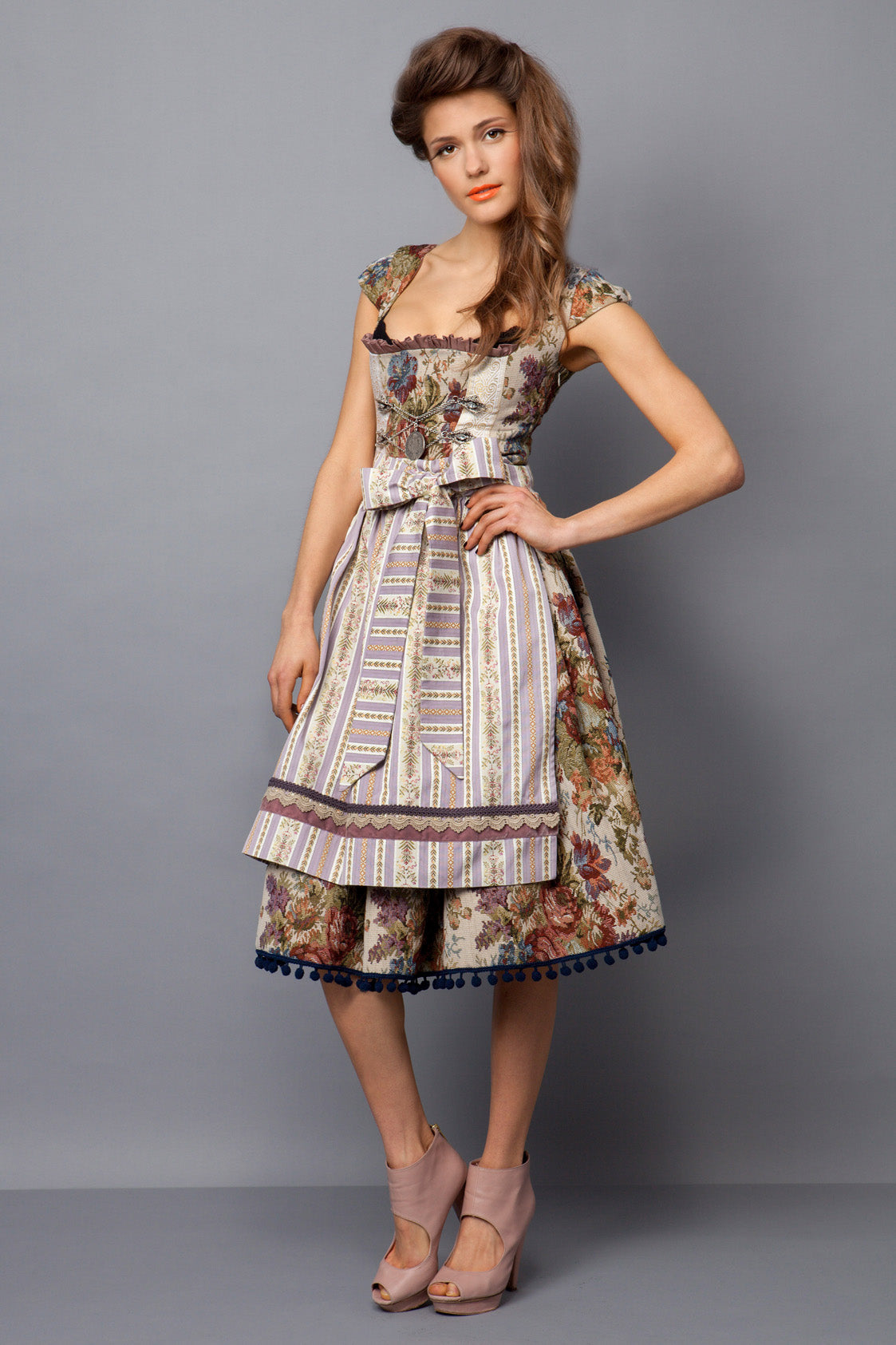 DIRNDL VINTAGE GOBELIN creme/flieder