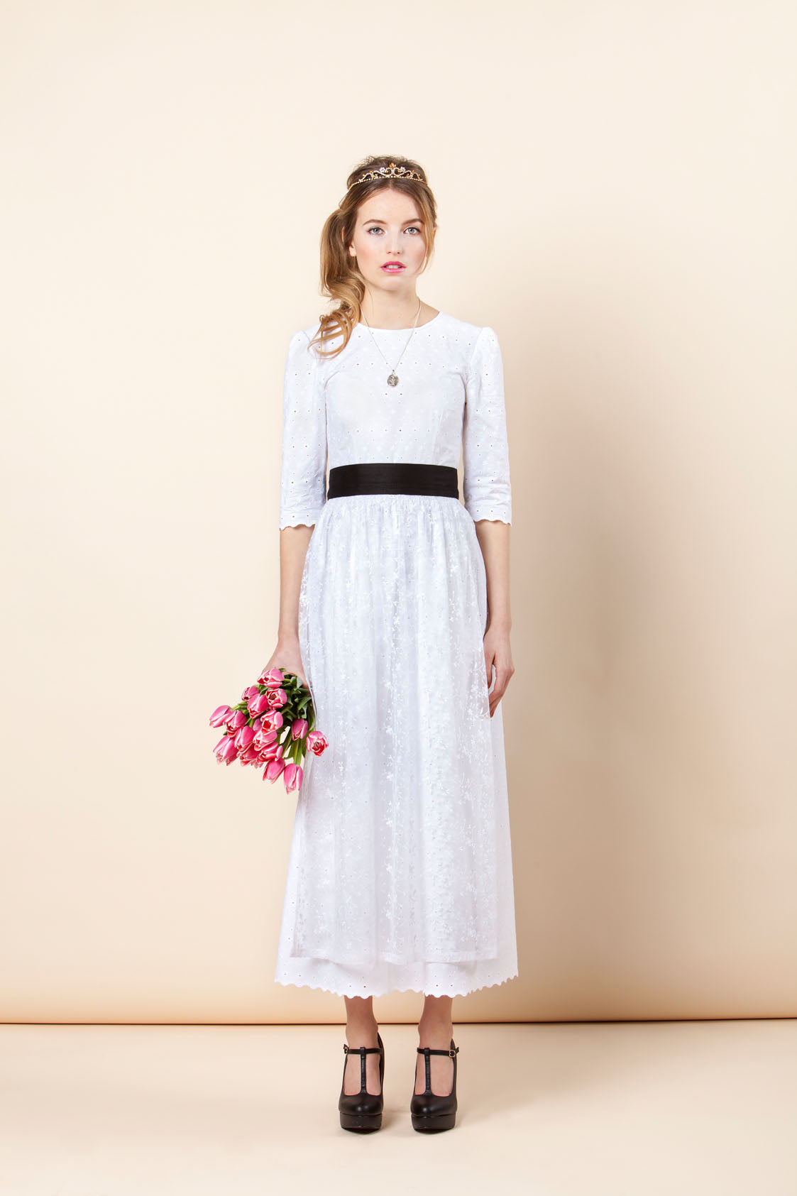 BRAUTDIRNDL BLACK & WHITE