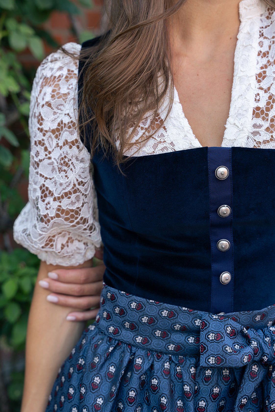 DIRNDLBLUSE PUFFÄRMEL FLOWER LACE CREME - JAN&INA Trachten