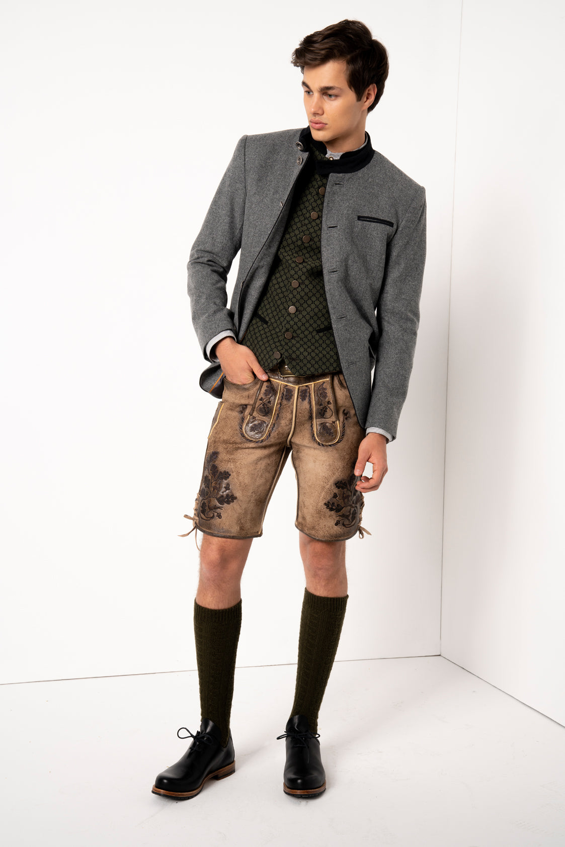 TRACHTENWESTE STEHKRAGEN OCTAGON OLIVGRÜN