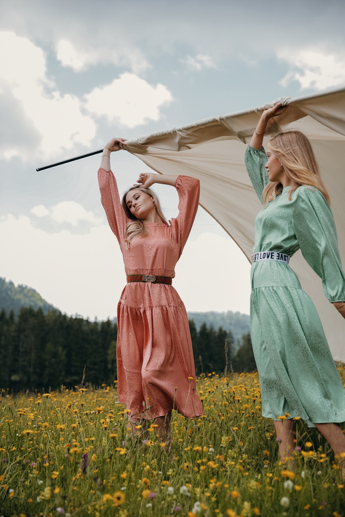 VOLANT MIDI KLEID LEO ONESIZE MINT - JAN&INA Trachten