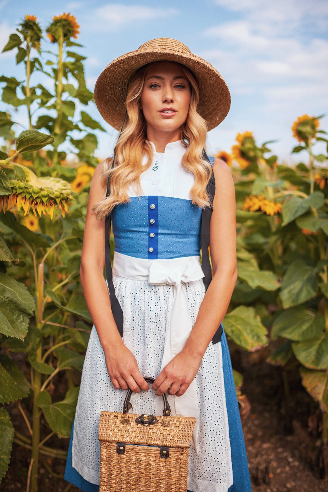 BW DIRNDL VINTAGE FLOWERS AZURBLAU