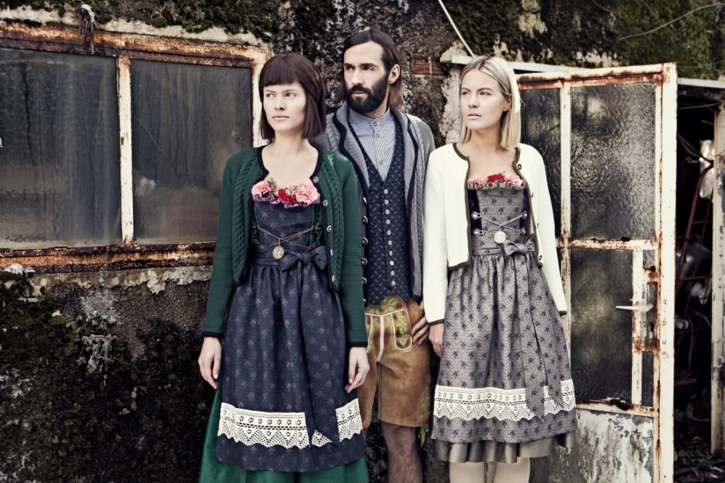 SEIDENDIRNDL PERGOLA KÖNIGSBLAU/TANNE - JAN&INA Trachten