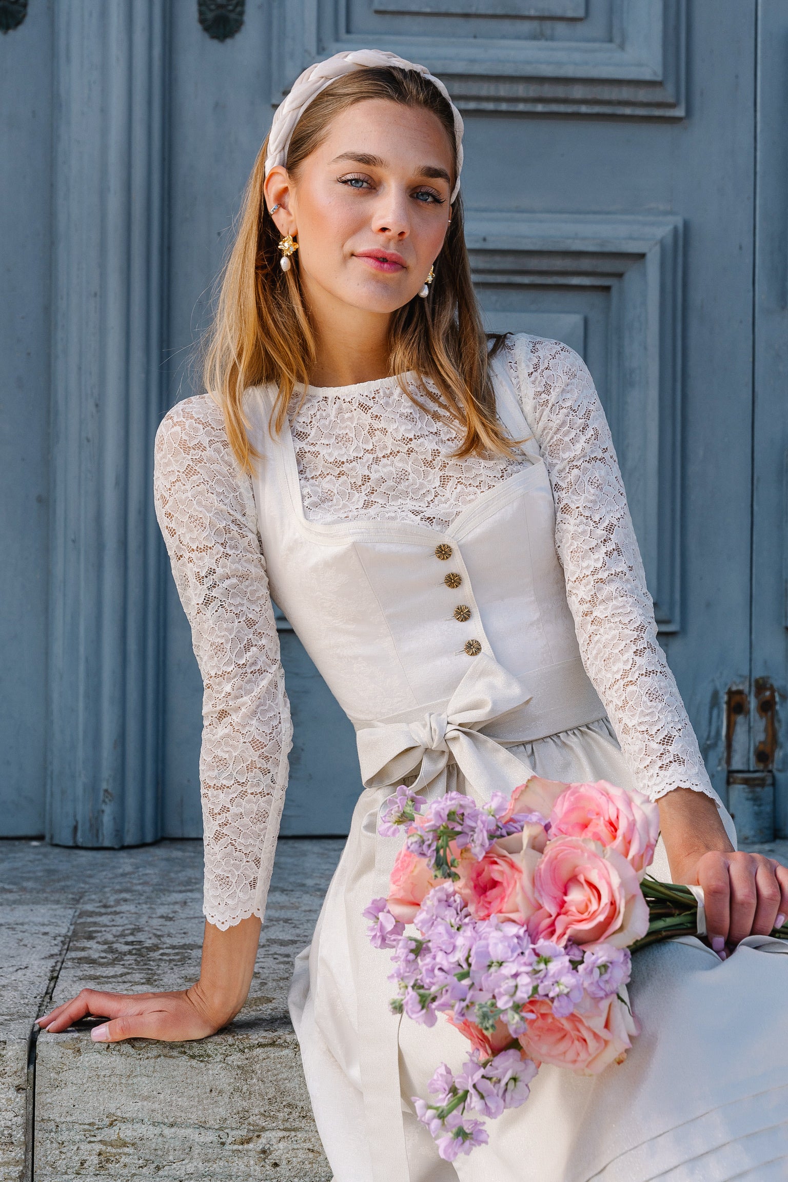 JACQUARD HOCHZEITSDIRNDL MONOCHROME FLOWERS VANILLE