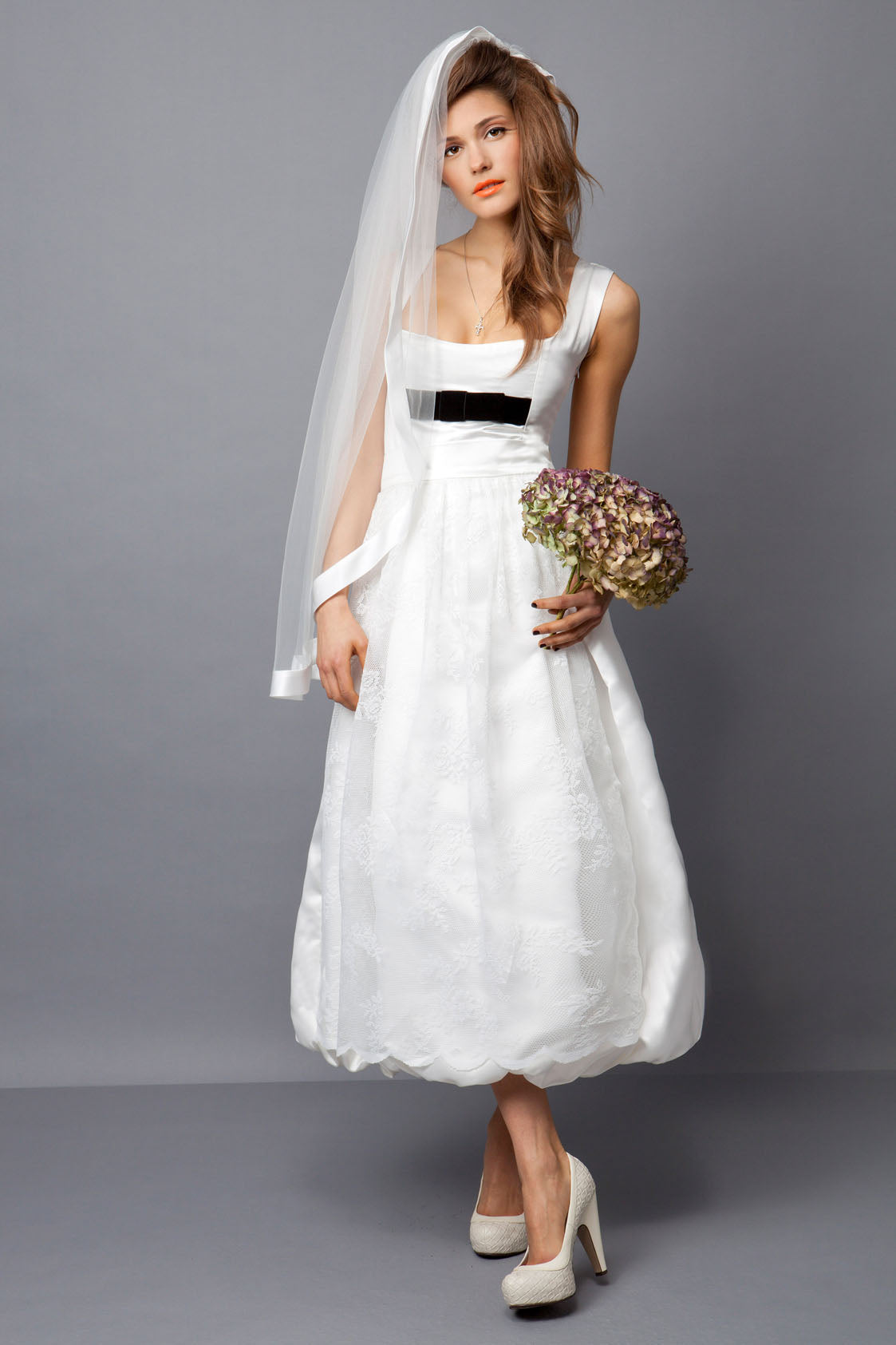 BRAUTDIRNDL SATIN/ LACE
