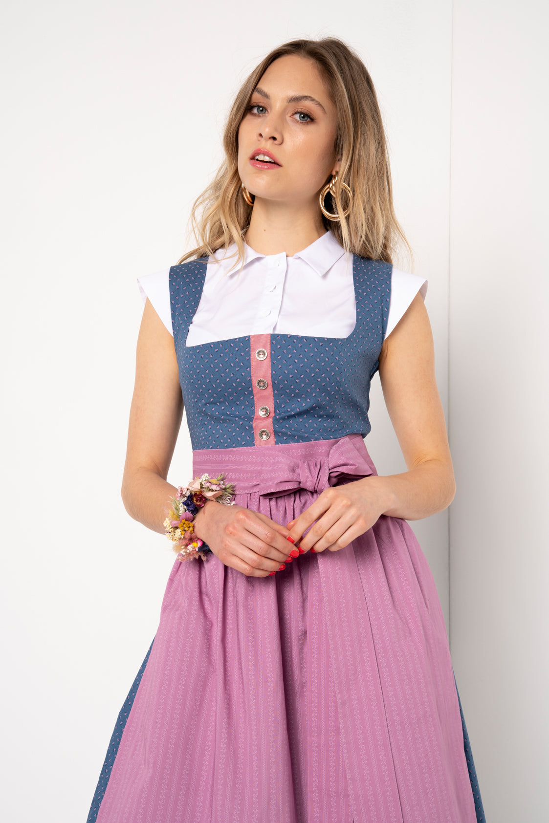 DIRNDLBLUSE CLASSY POPELINE WEISS