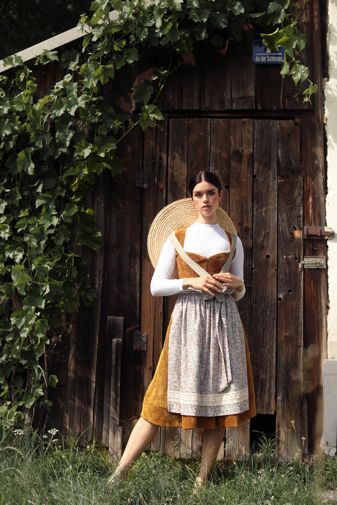 CORD DIRNDL MILLE FLEUR OCKER/ CREME
