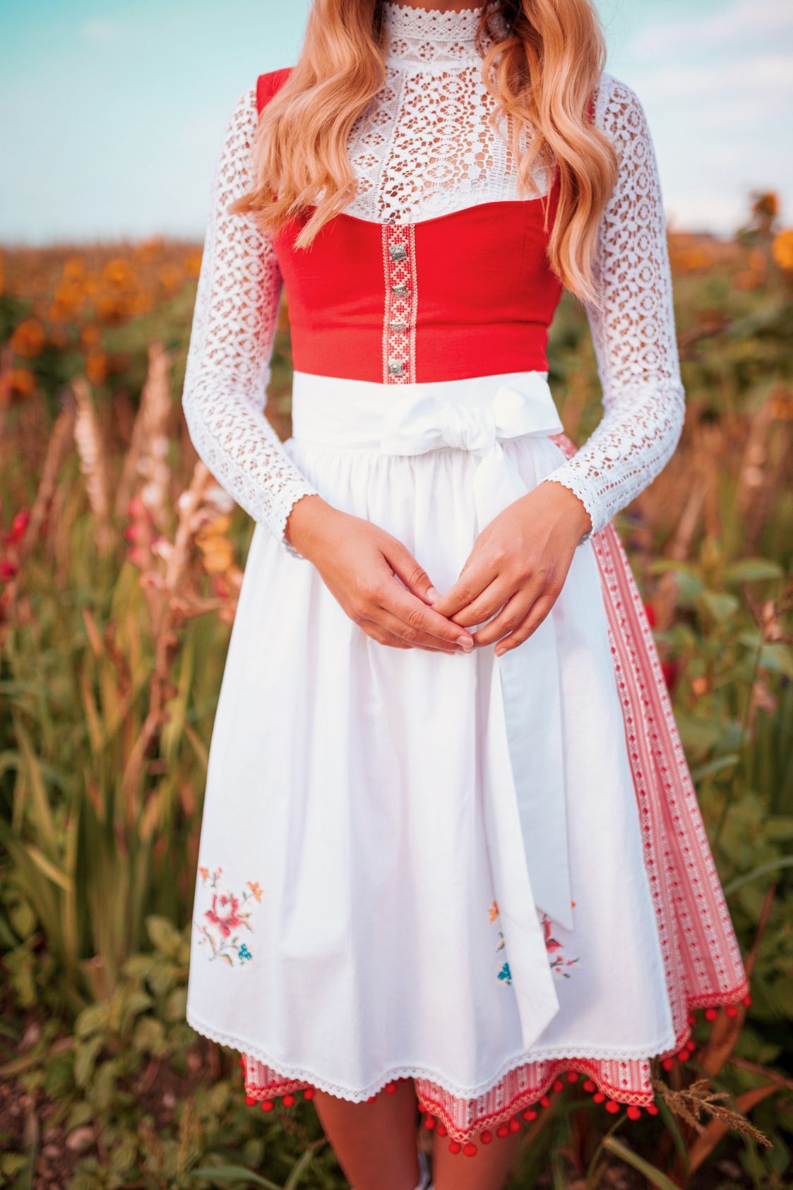 LEINEN DIRNDL MIDSUMMER ROT/ WEISS