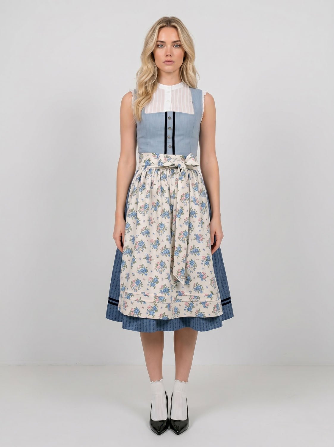 LEINEN WASCHDIRNDL VINTAGE FLORALS HELLBLAU - JAN&INA Trachten